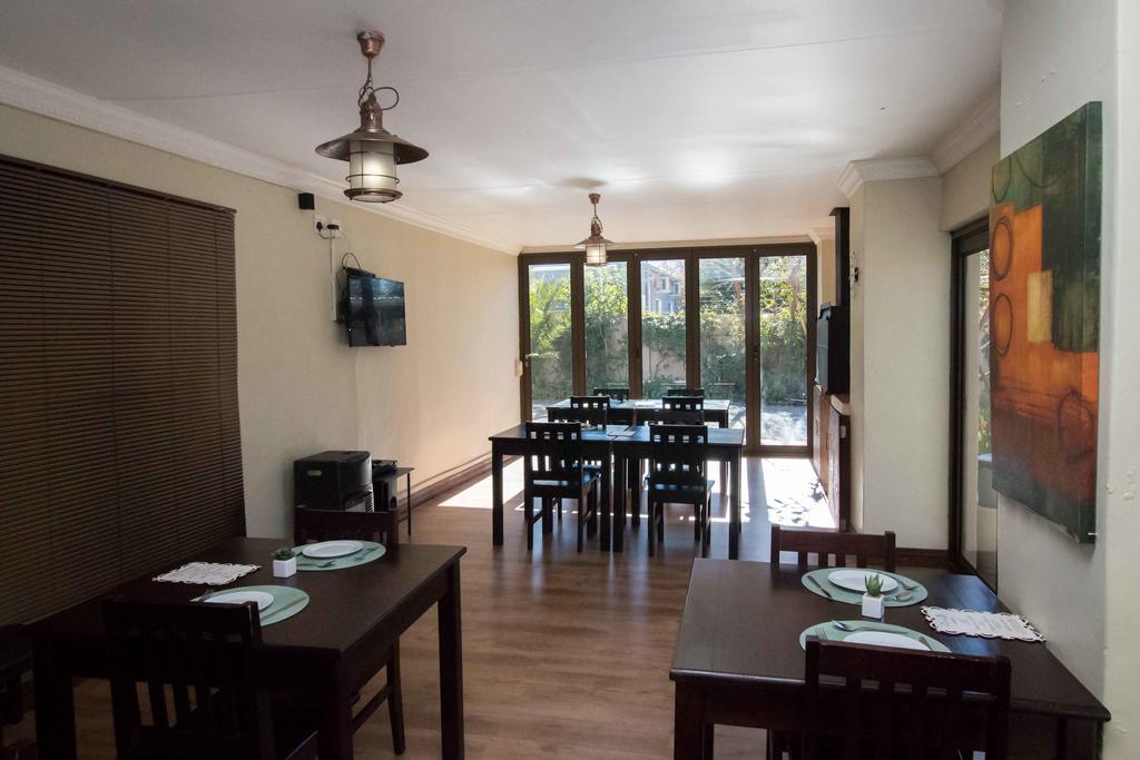 The Nightingale Guesthouse بلومفونتين المظهر الخارجي الصورة