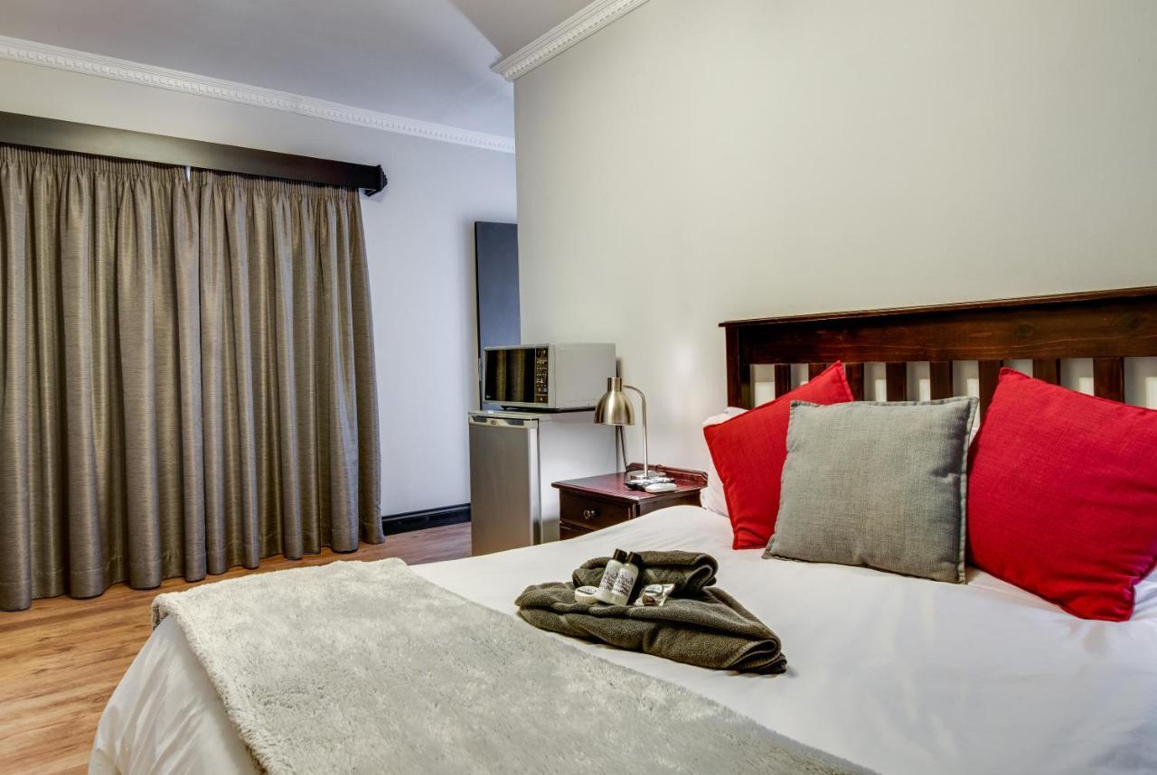 The Nightingale Guesthouse بلومفونتين المظهر الخارجي الصورة