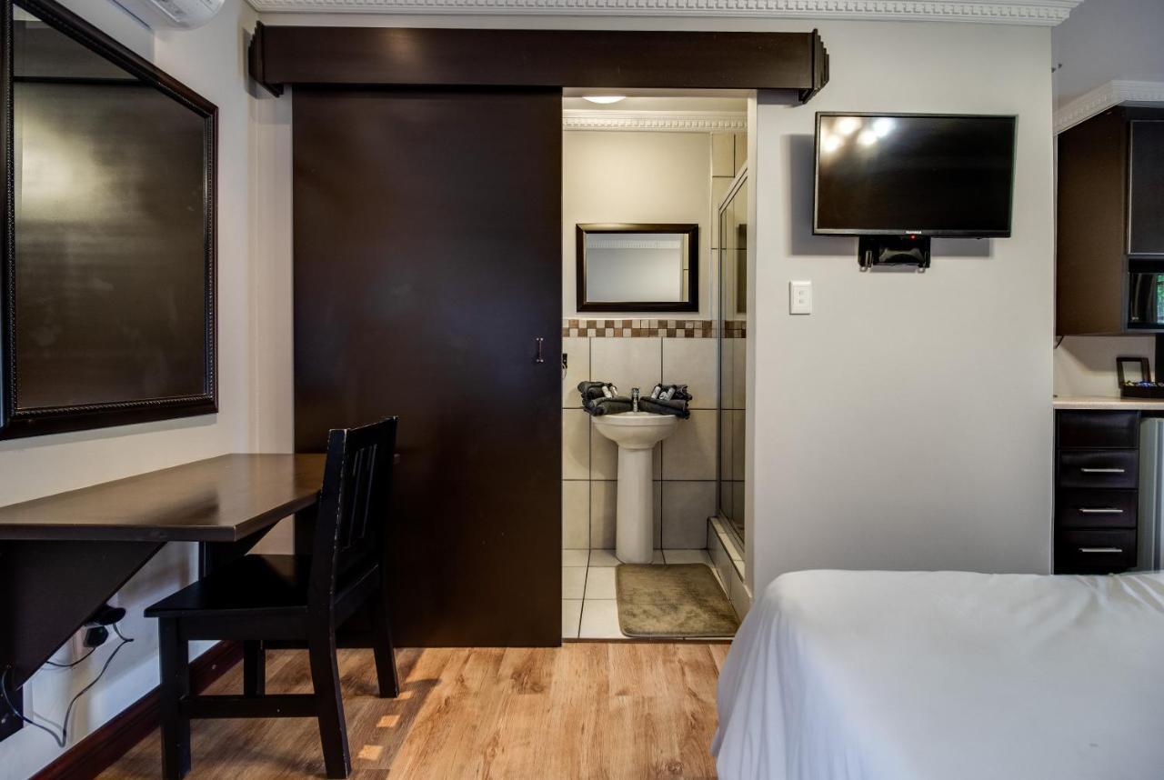 The Nightingale Guesthouse بلومفونتين المظهر الخارجي الصورة