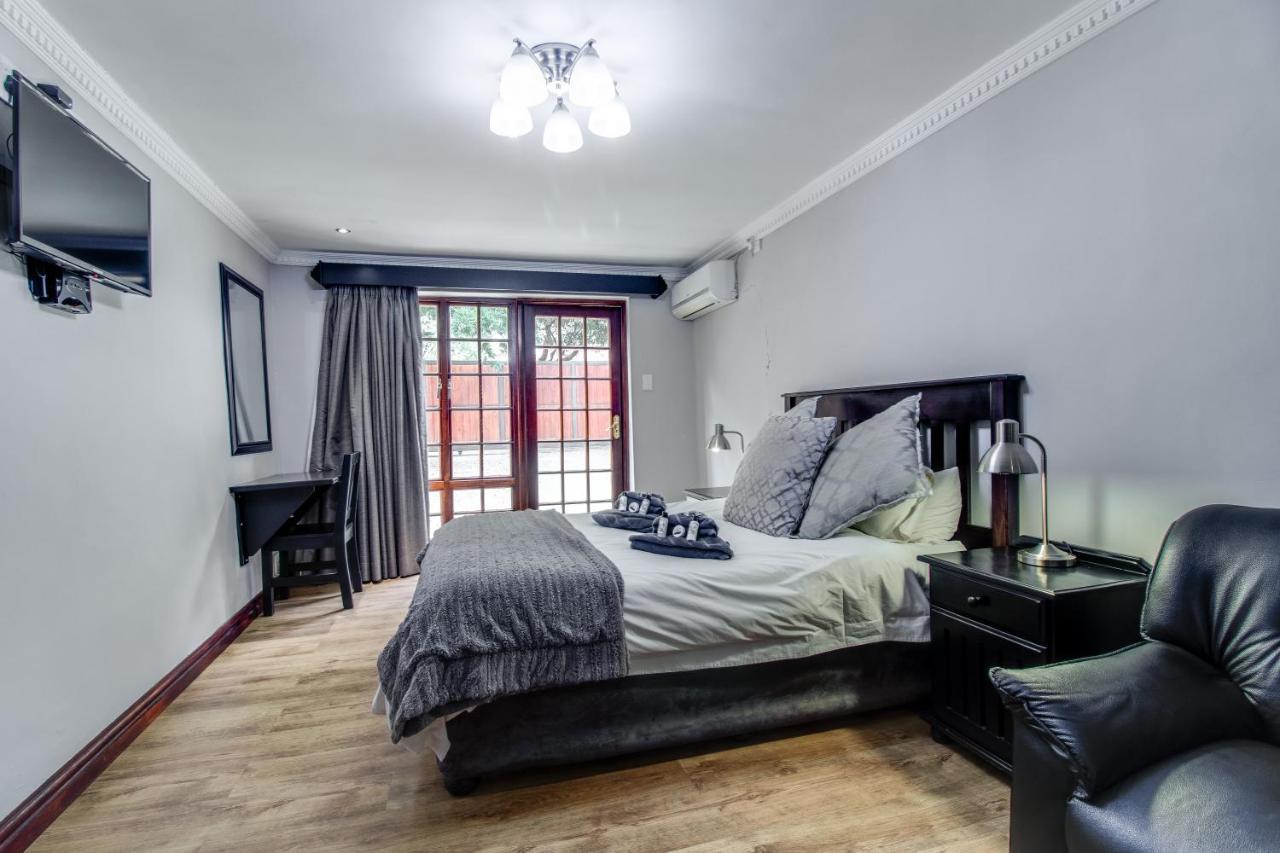 The Nightingale Guesthouse بلومفونتين المظهر الخارجي الصورة